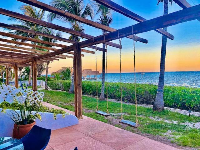 Punta Me Beach Suites Cancun Ngoại thất bức ảnh